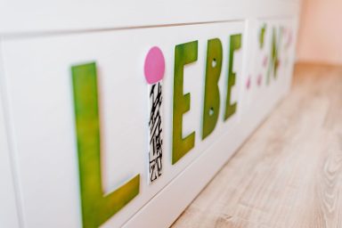 Armeleuteberg_Ferienwohnung_Schild_Liebe