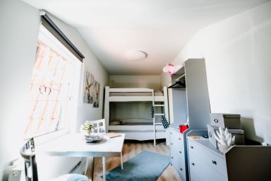 Armeleuteberg_Ferienwohnung_Zimmer_Etagenbett_kinderfreundlich